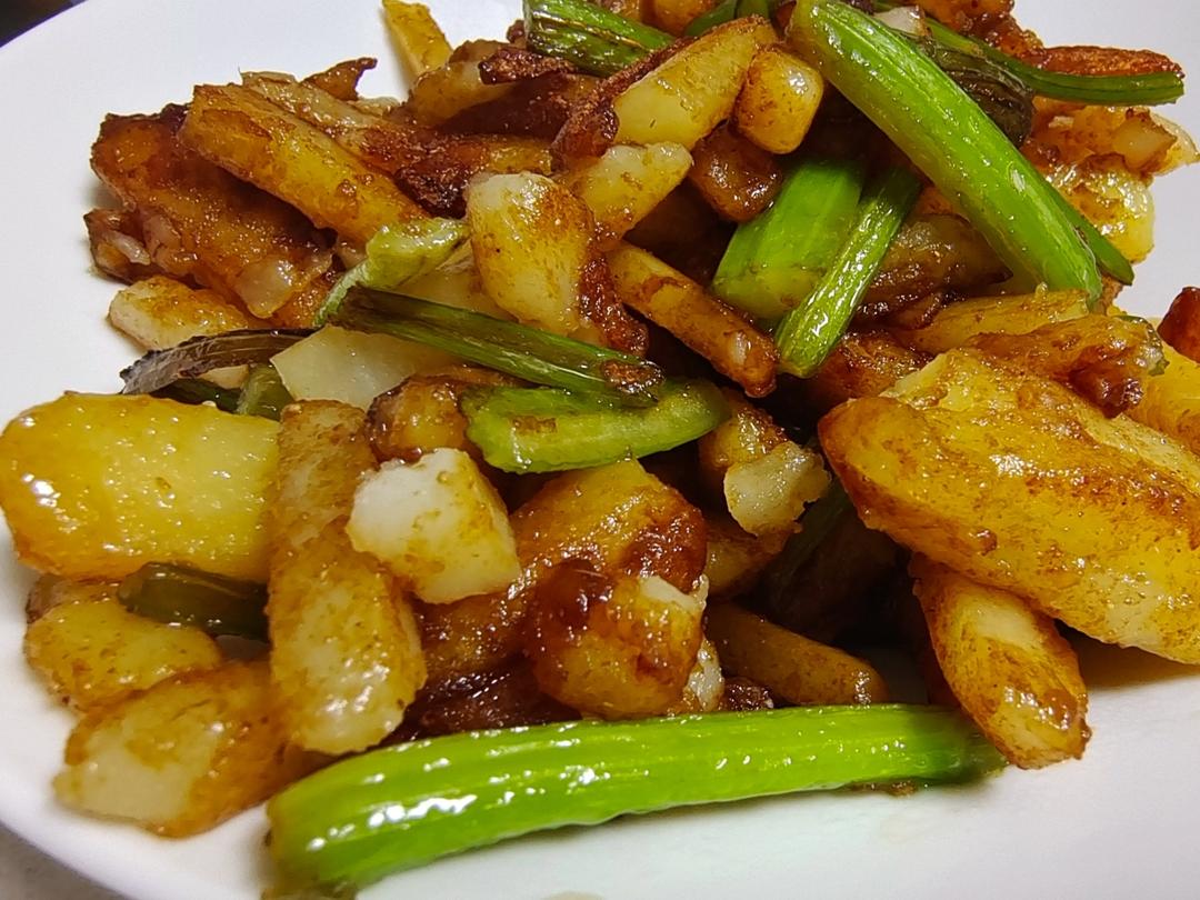 土豆炒芹菜