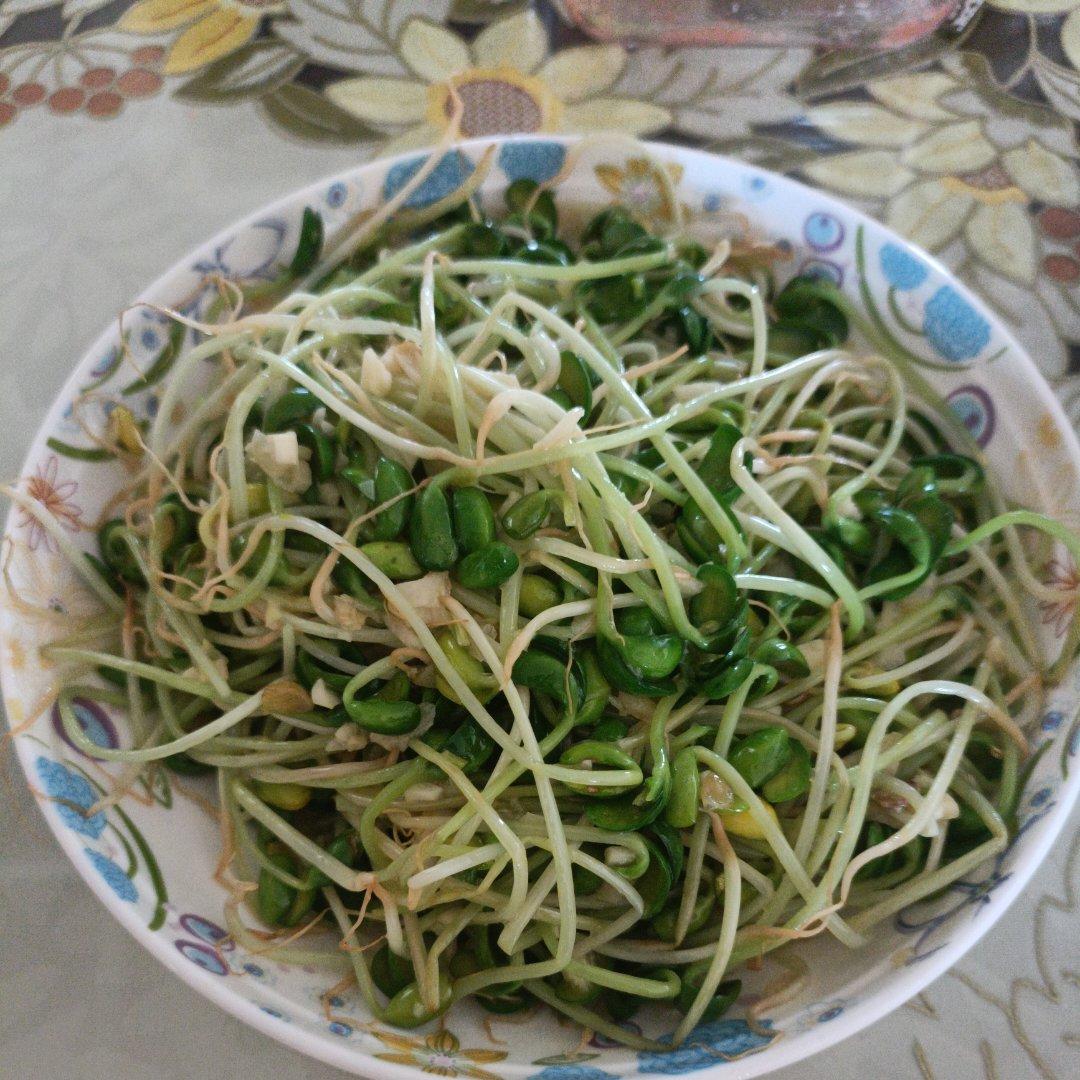 蒜蓉炒荷兰豆苗