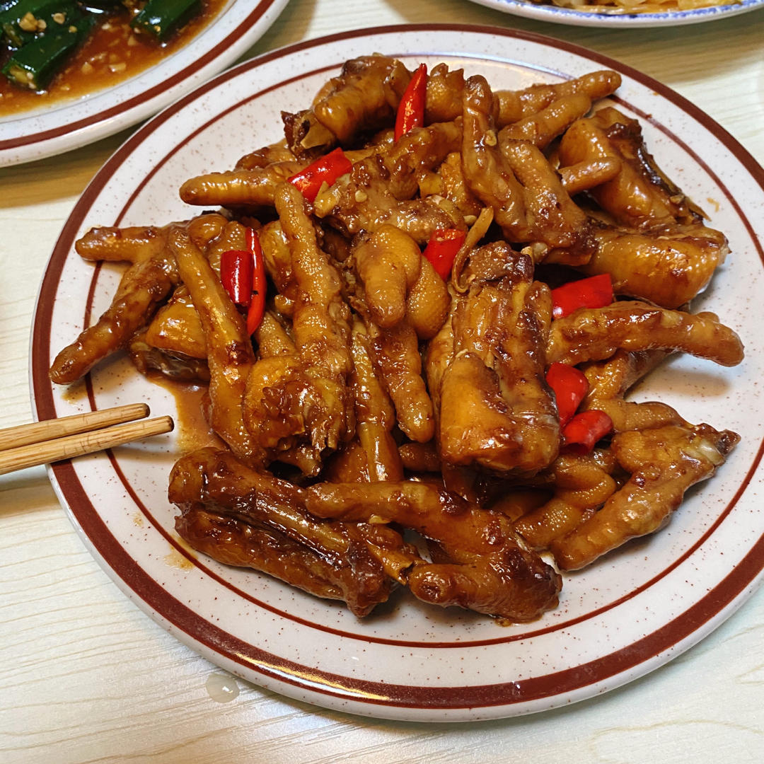 香辣烧鸡爪