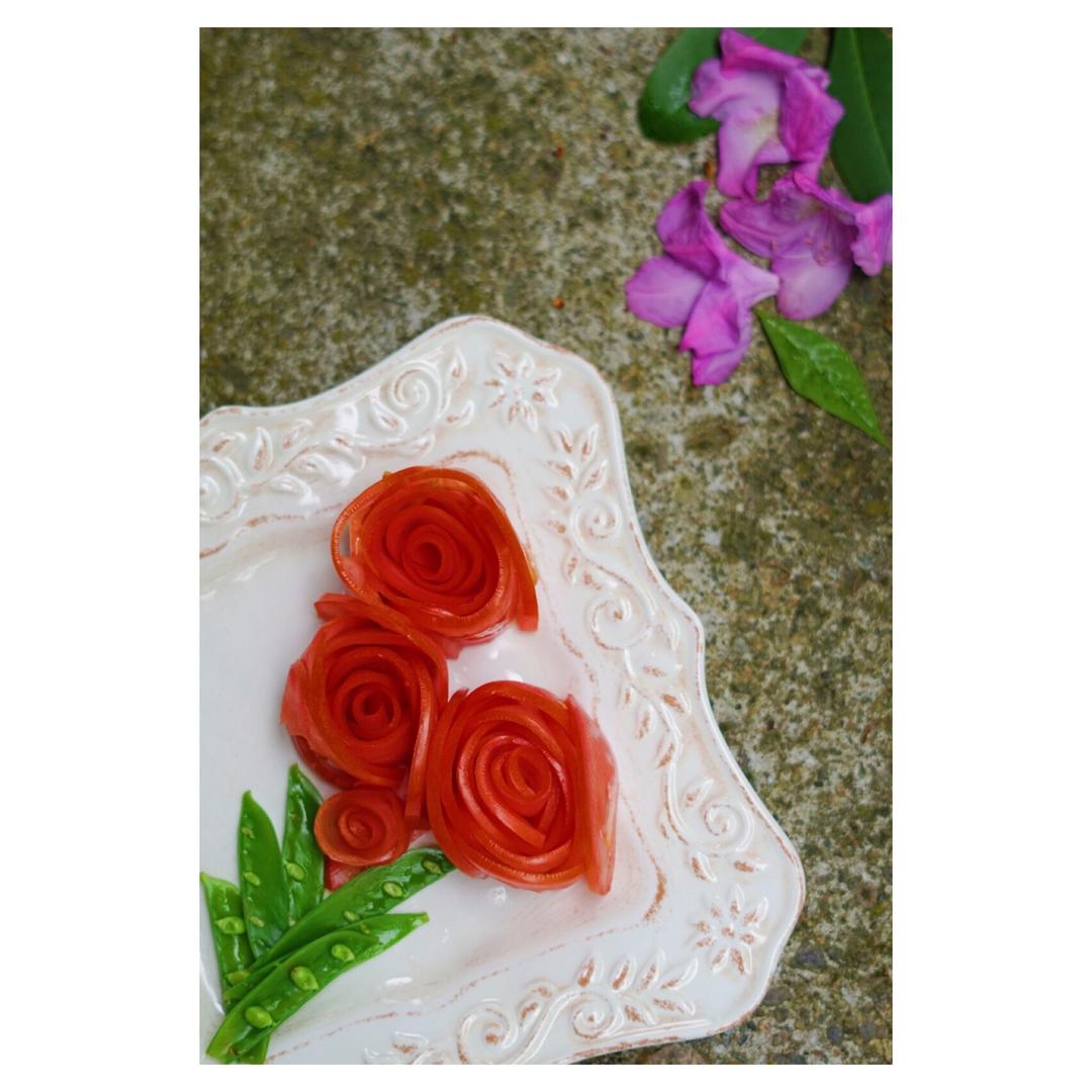 美成一朵花的糖拌西红柿