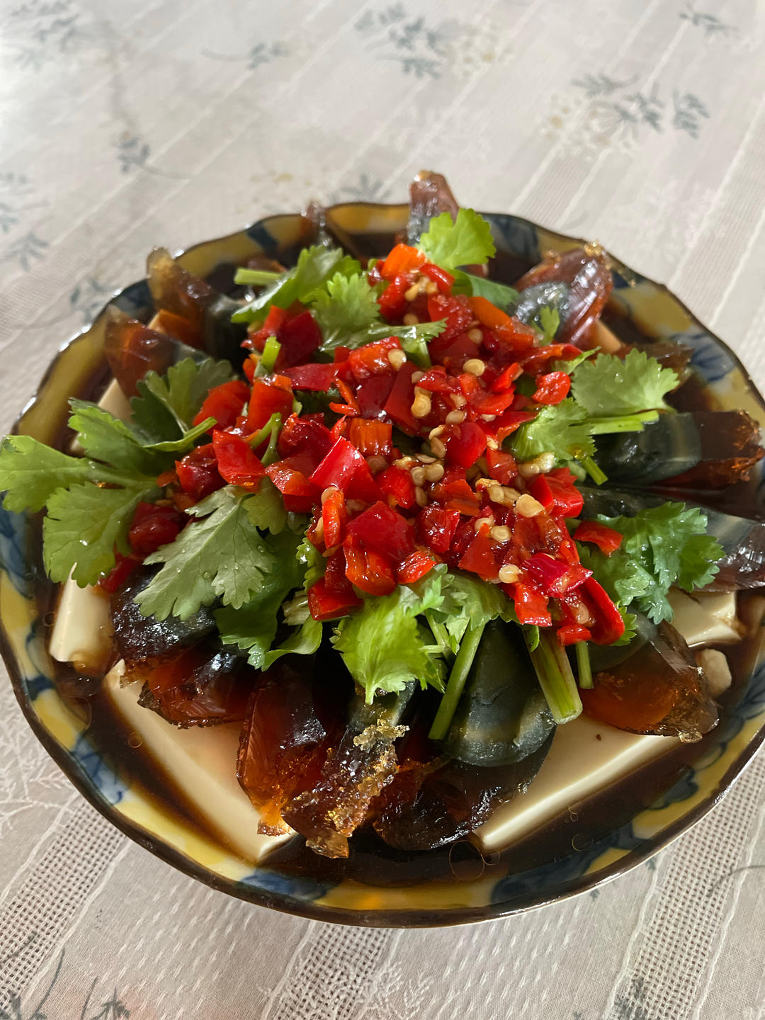 剁椒皮蛋豆腐