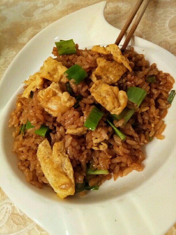酱油炒饭(超级简单)