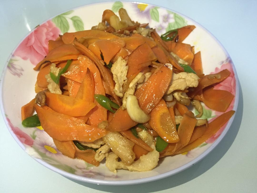 胡萝卜炒肉片