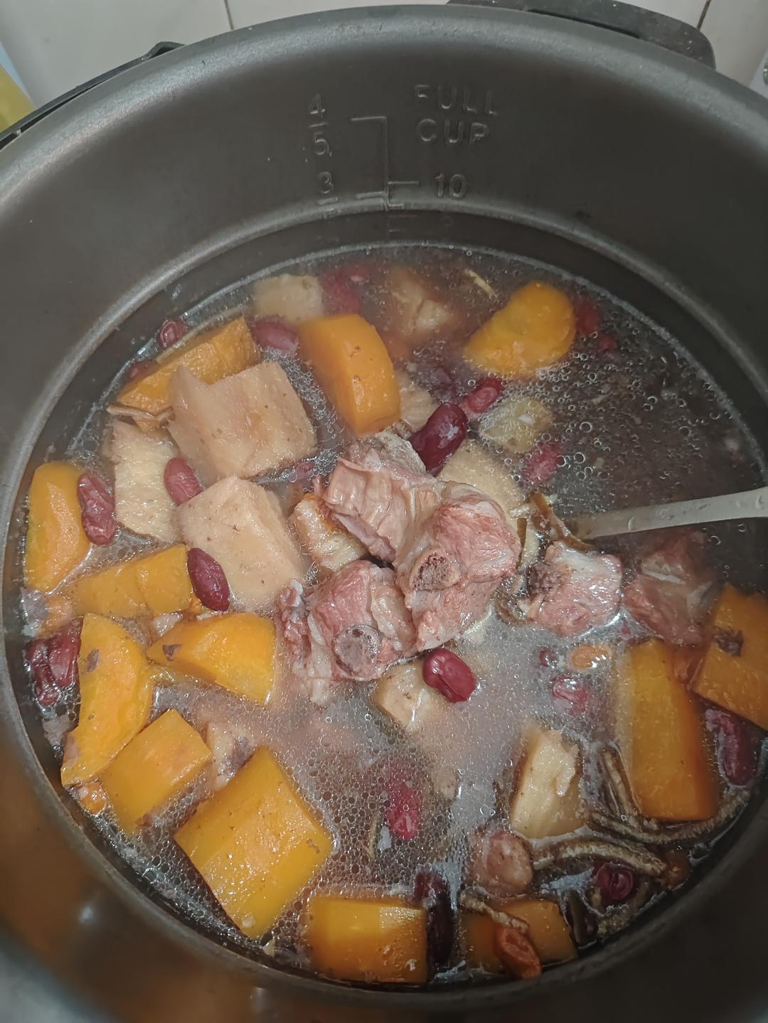 粉葛排骨胡萝卜汤