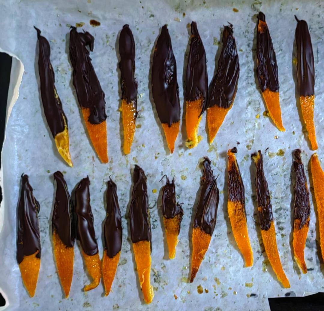 价值500元的（不开玩笑）法式橙皮蜜饯黑巧克力