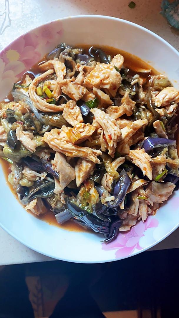 减脂餐：手撕鸡胸肉（无油无糖极简版）