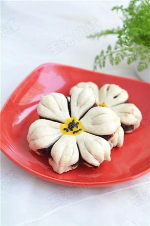 葵花豆沙酥——烤箱里绽放的花朵的做法 步骤16
