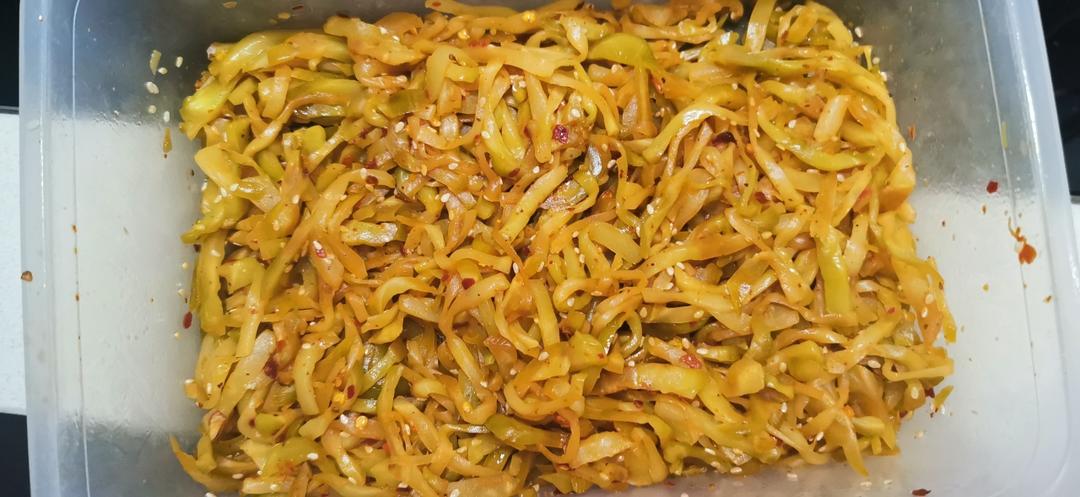 拌香辣榨菜丝（萝卜干）