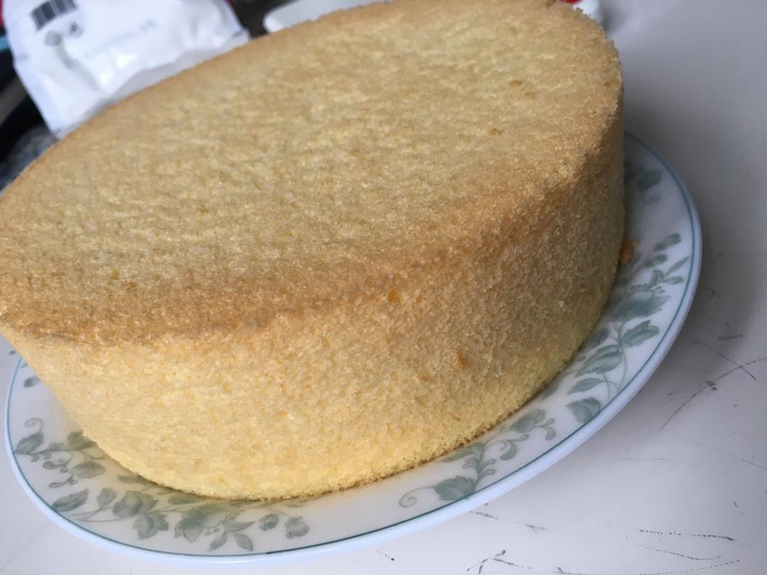 烤箱做蛋糕（戚风蛋糕的做法）