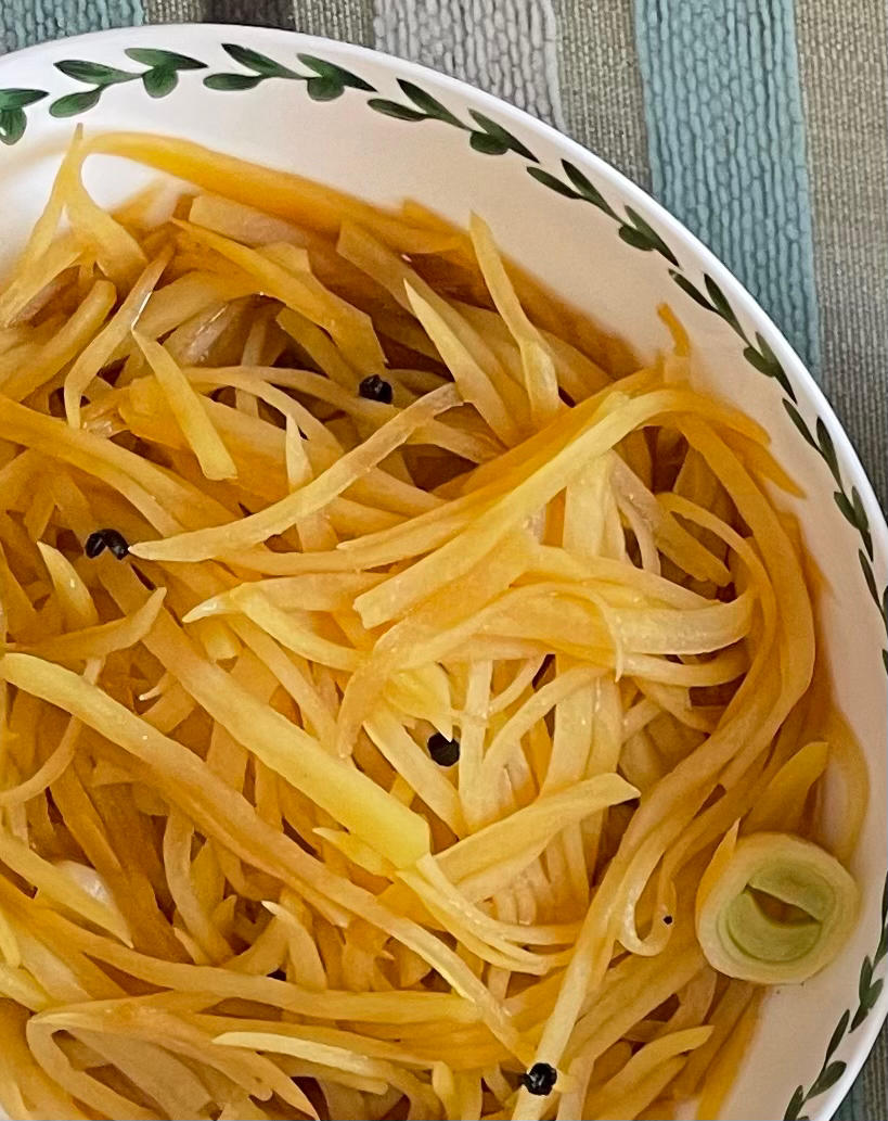 在家也能做出馆子味儿的醋溜/炝炒/酸辣土豆丝（就是那道看似简单，实则步步玄机的土豆丝）