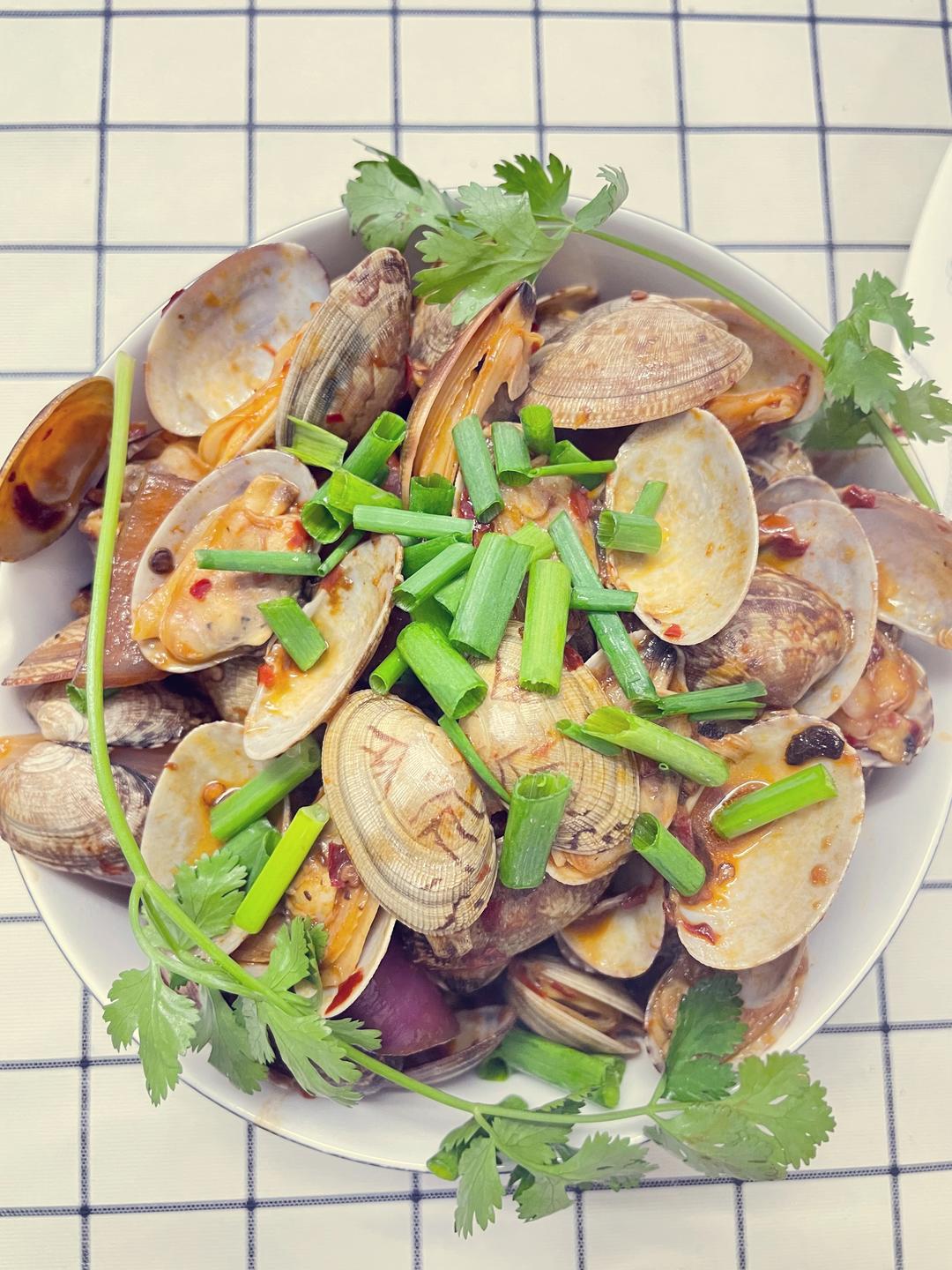 爆炒花甲/蛤蜊的做法