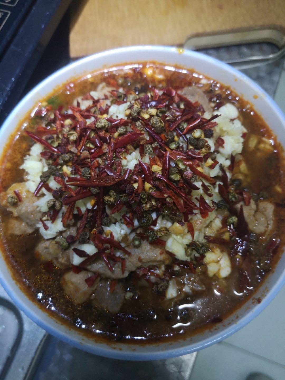 水煮肉片(家常做法，实拍呈现)