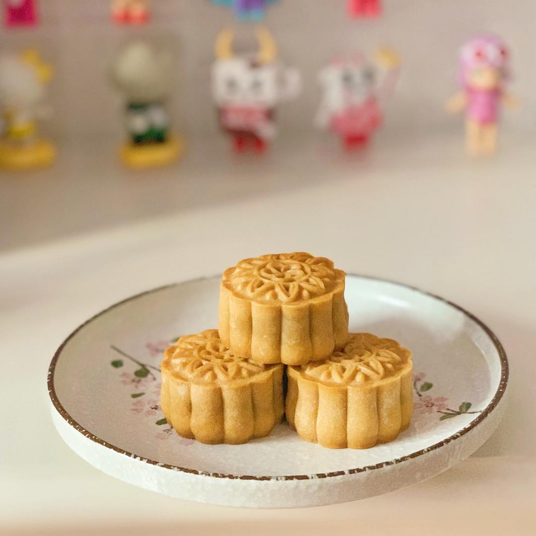 广式月饼—蛋黄莲蓉月饼