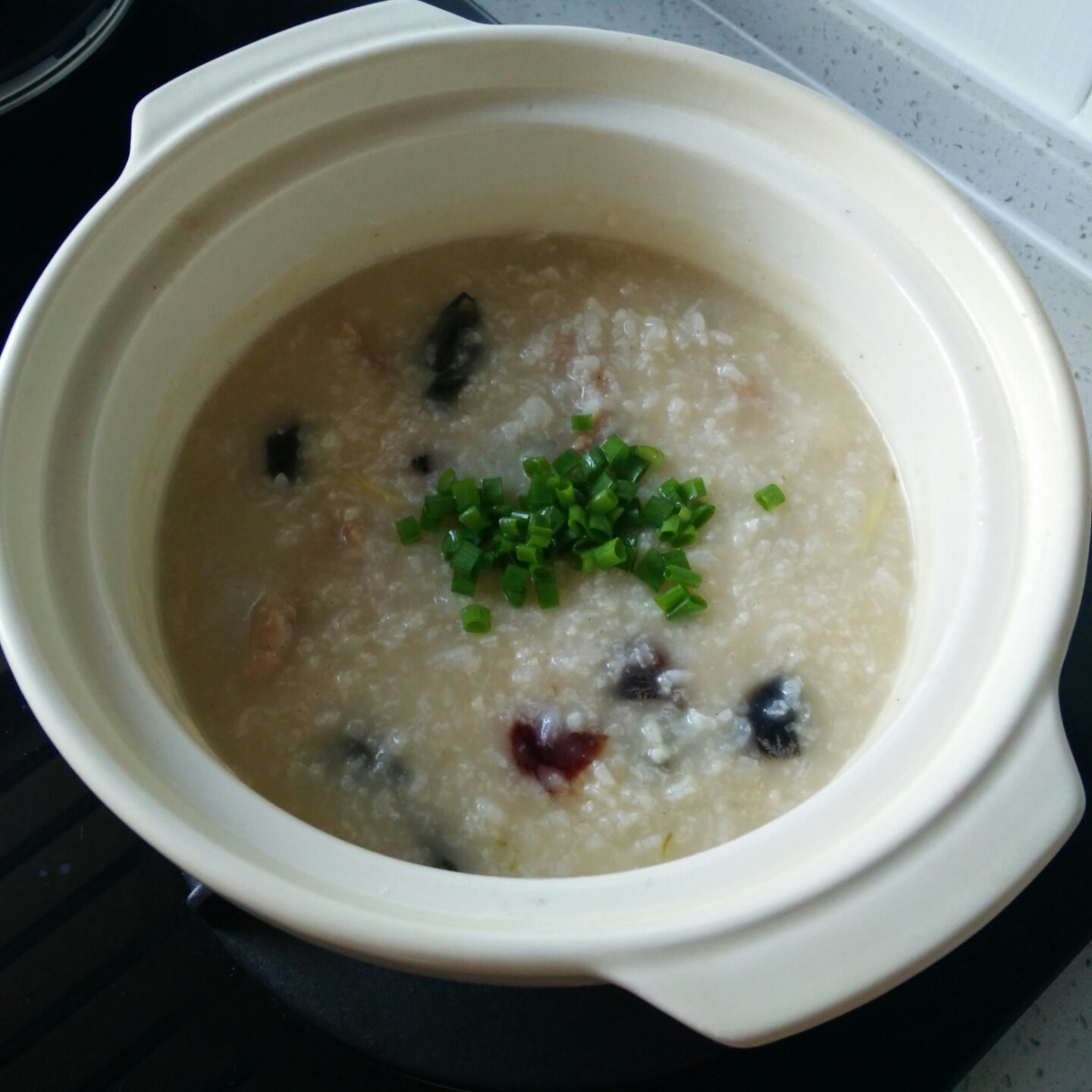 十五分钟快手之香滑皮蛋瘦肉粥(附五分钟电饭煲电压力锅更快捷方法)