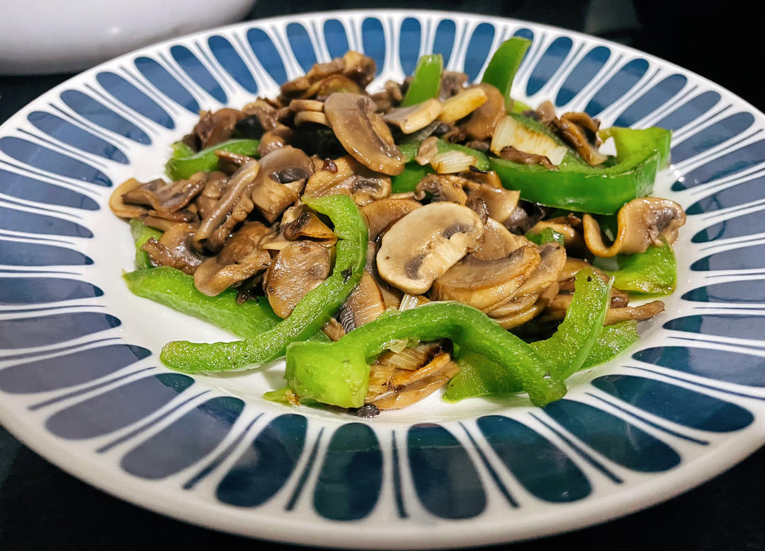 素炒鲜口蘑（白蘑菇），快手家常菜