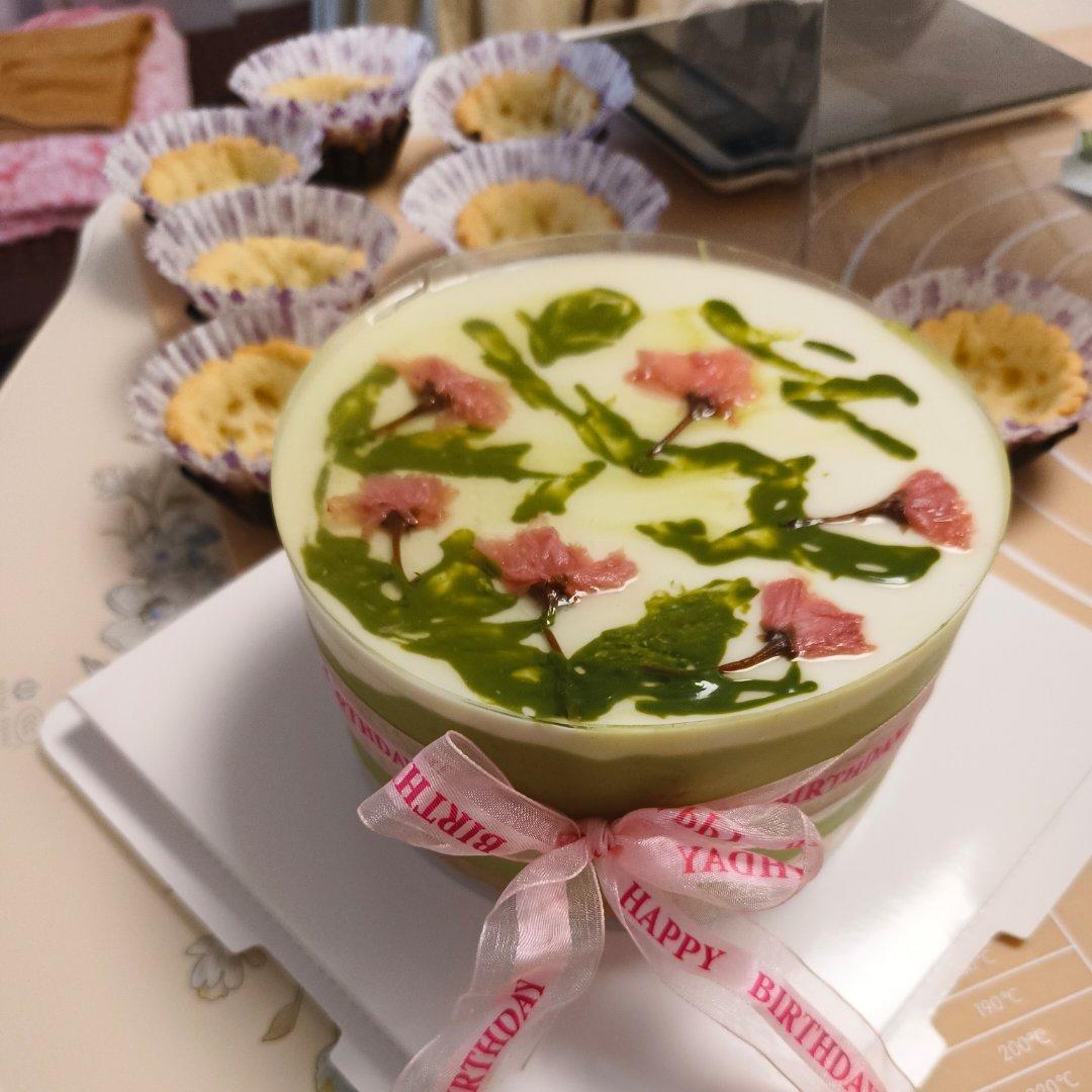 开心果慕斯配香草椰子慕斯