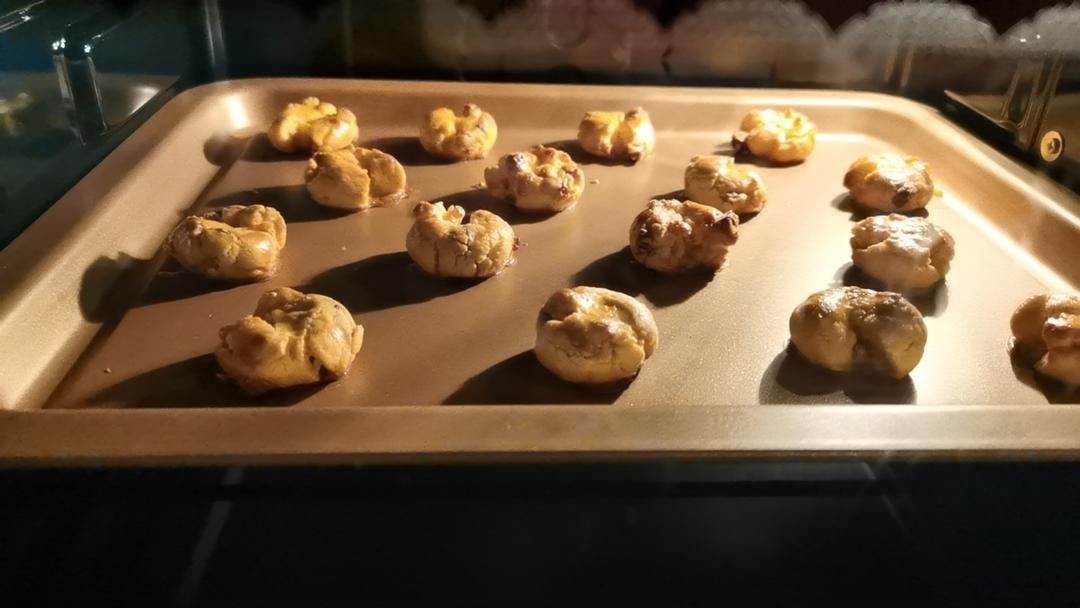 又香又酥的提子奶酥球