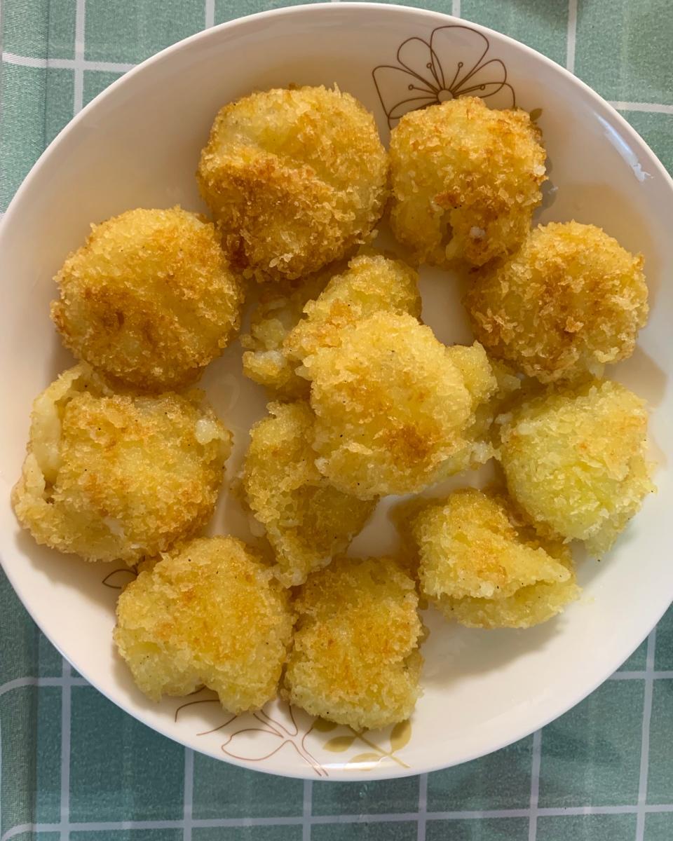 面包糠香酥薯饼