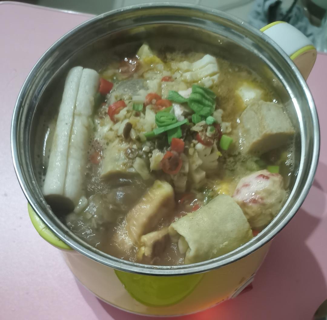 白菜三鲜豆腐煲