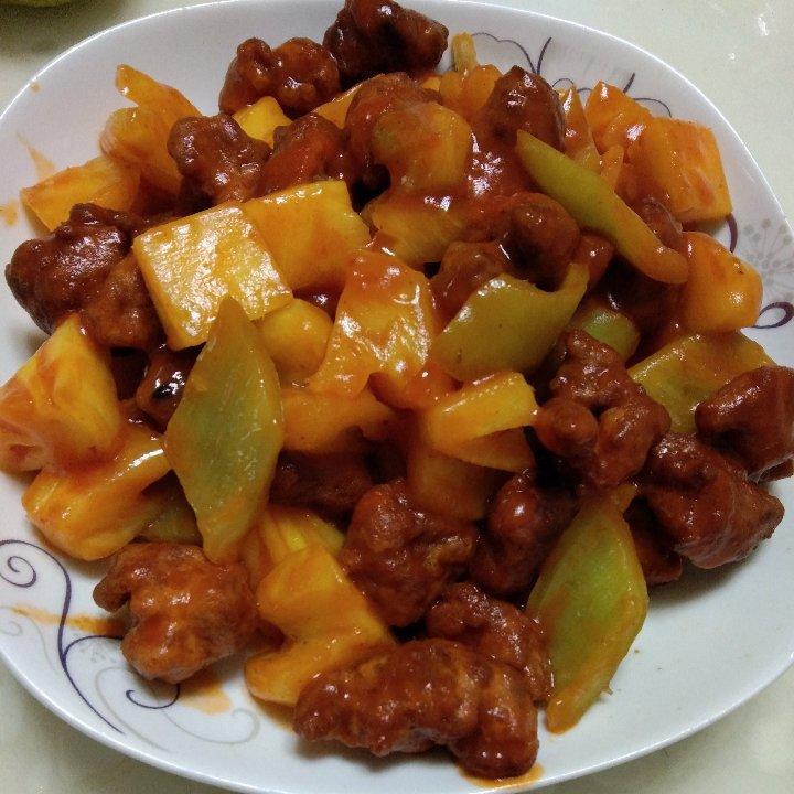菠萝咕噜肉