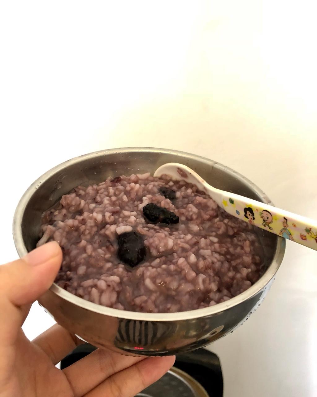 【圆满素食】甘润滋补丨桑葚粥