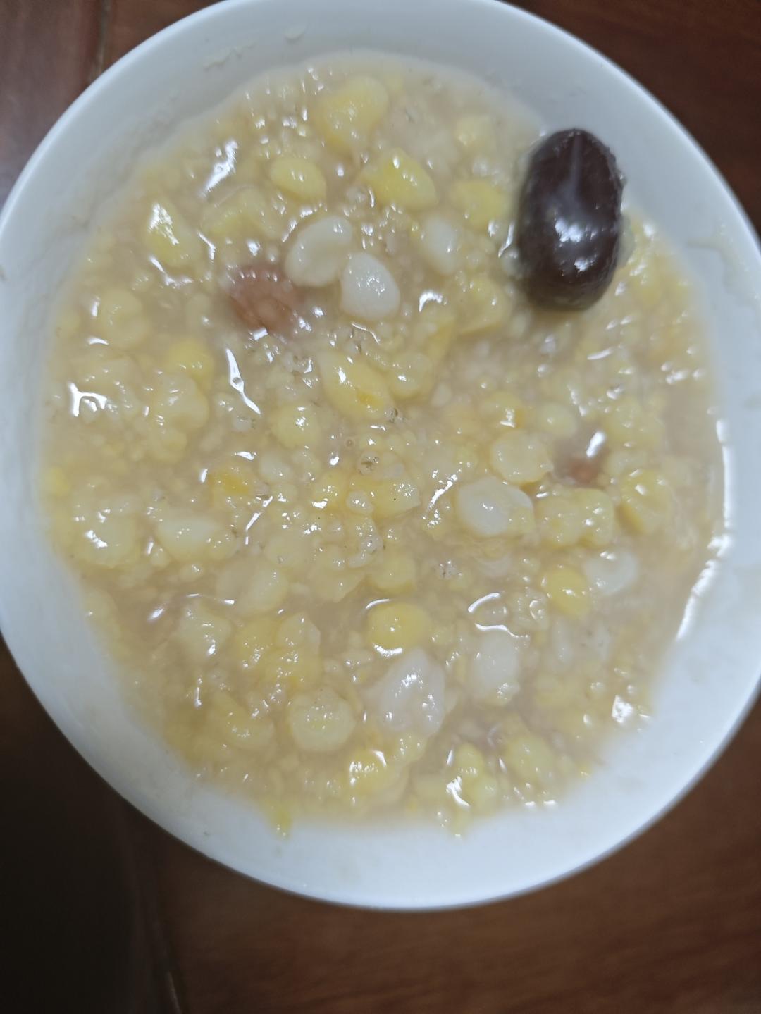 红豆玉米大碴子粥