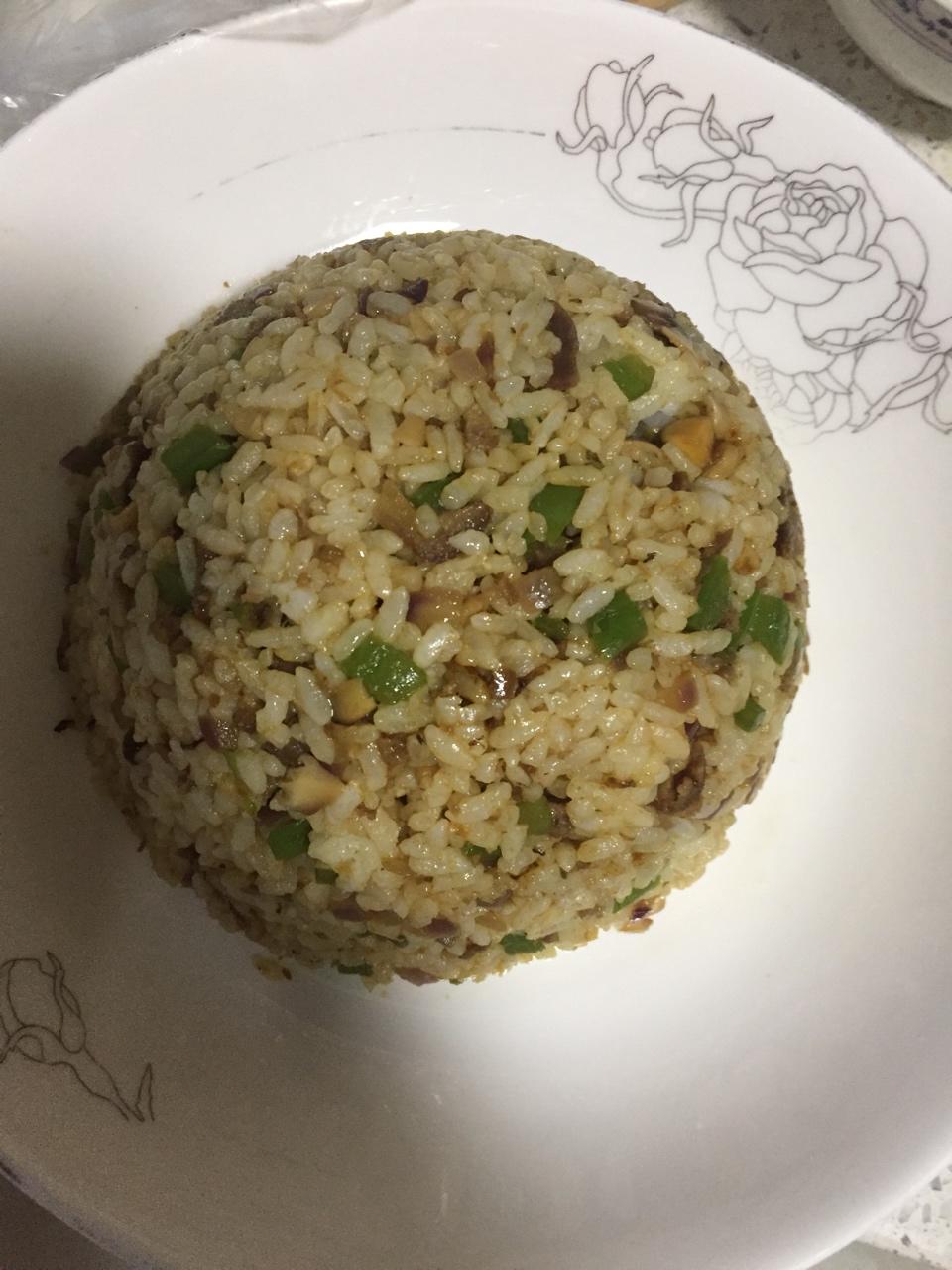 老干妈咖喱炒饭(咖喱块版)