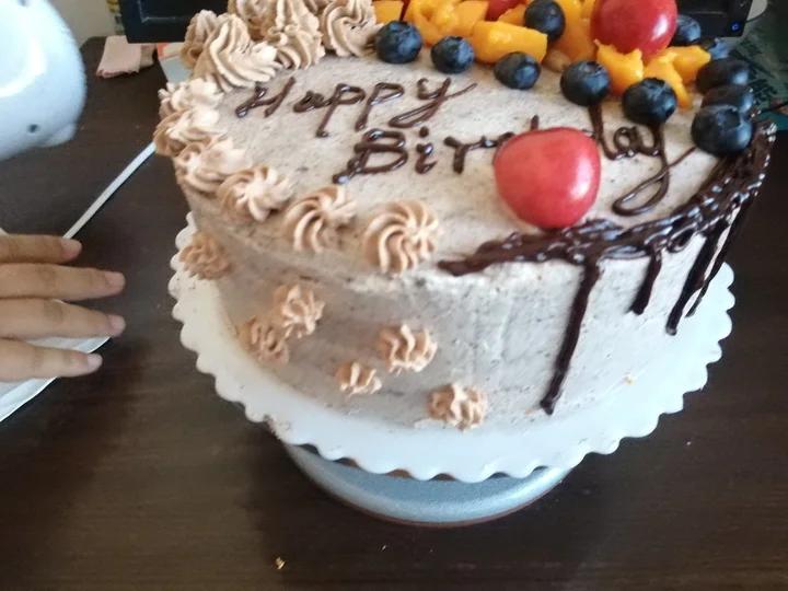 巧克力淋面生日蛋糕