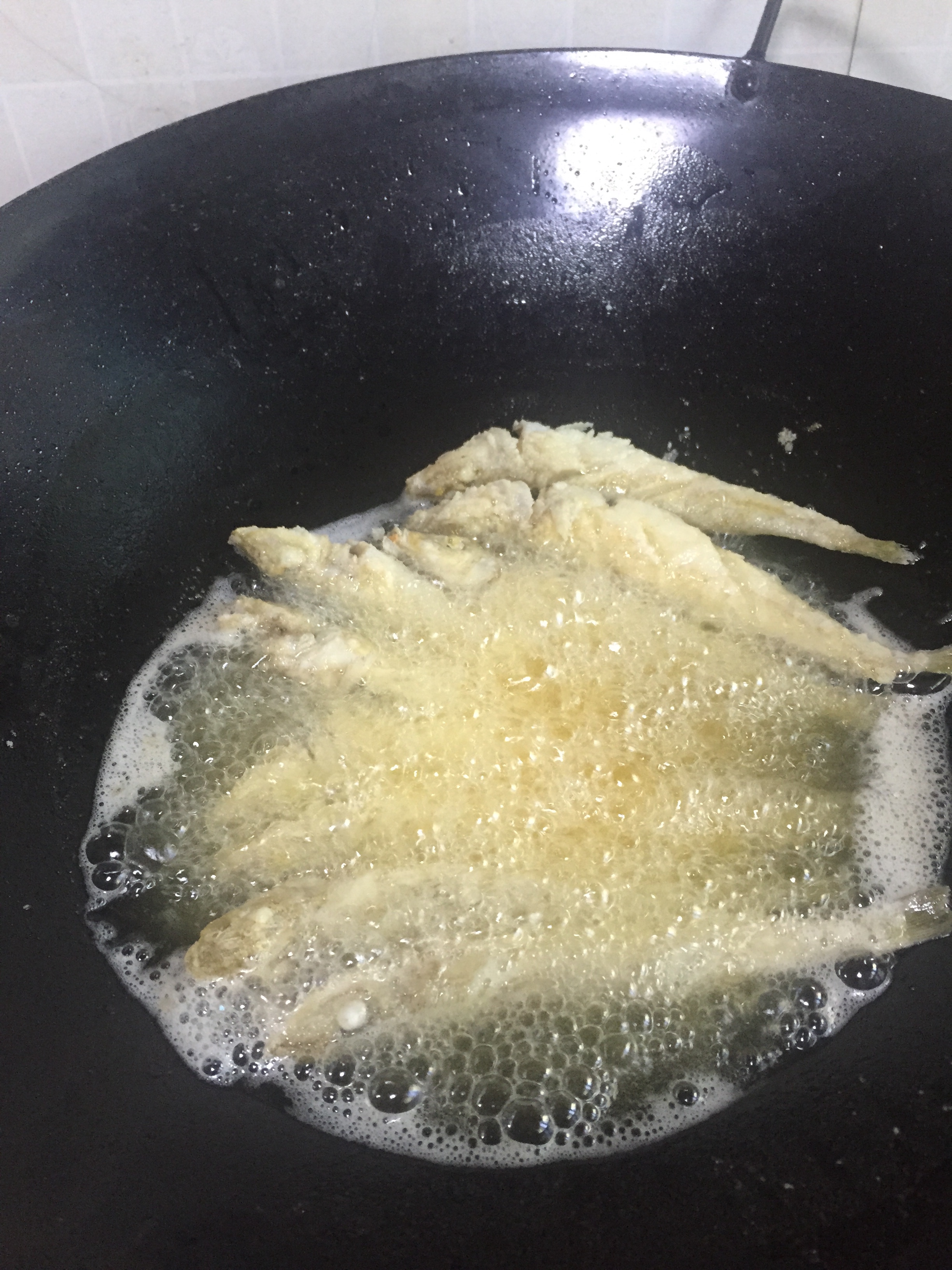 干煎沙尖鱼的做法 步骤1