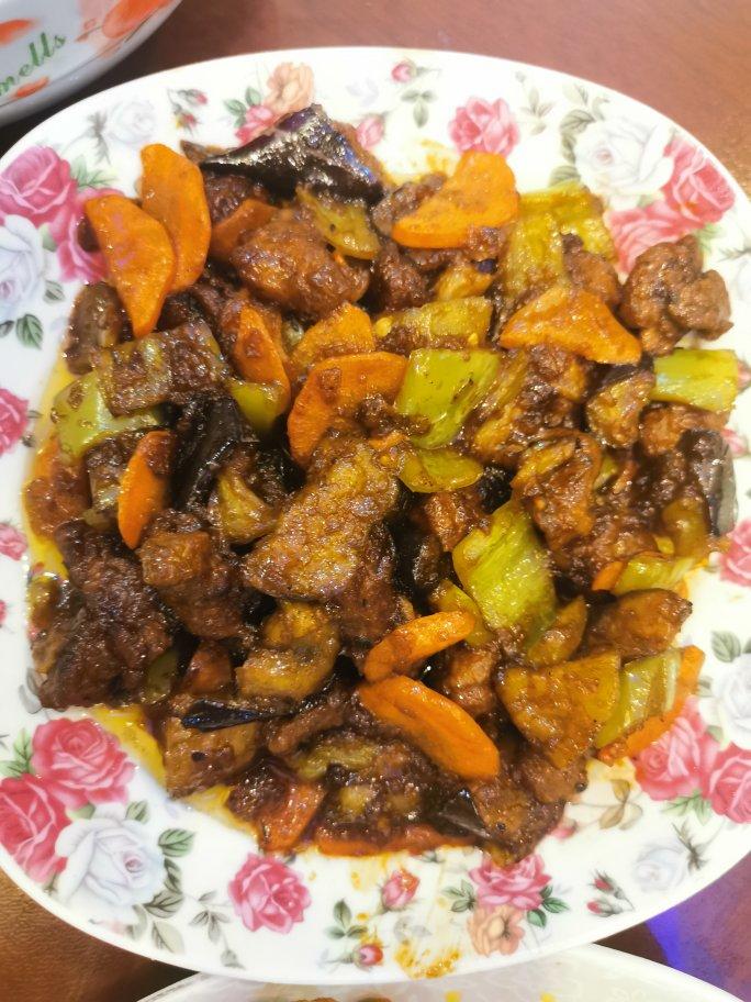 溜肉段烧茄子（东北硬菜呀哈哈）