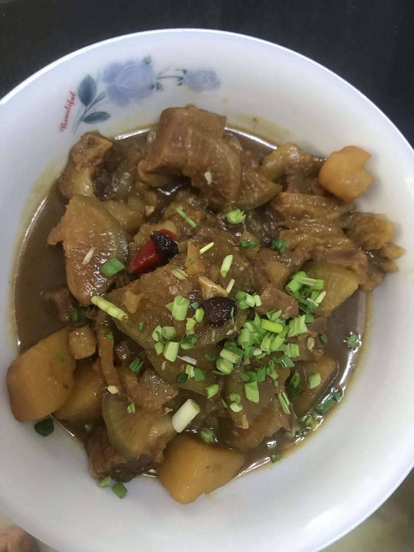土豆炖牛肉