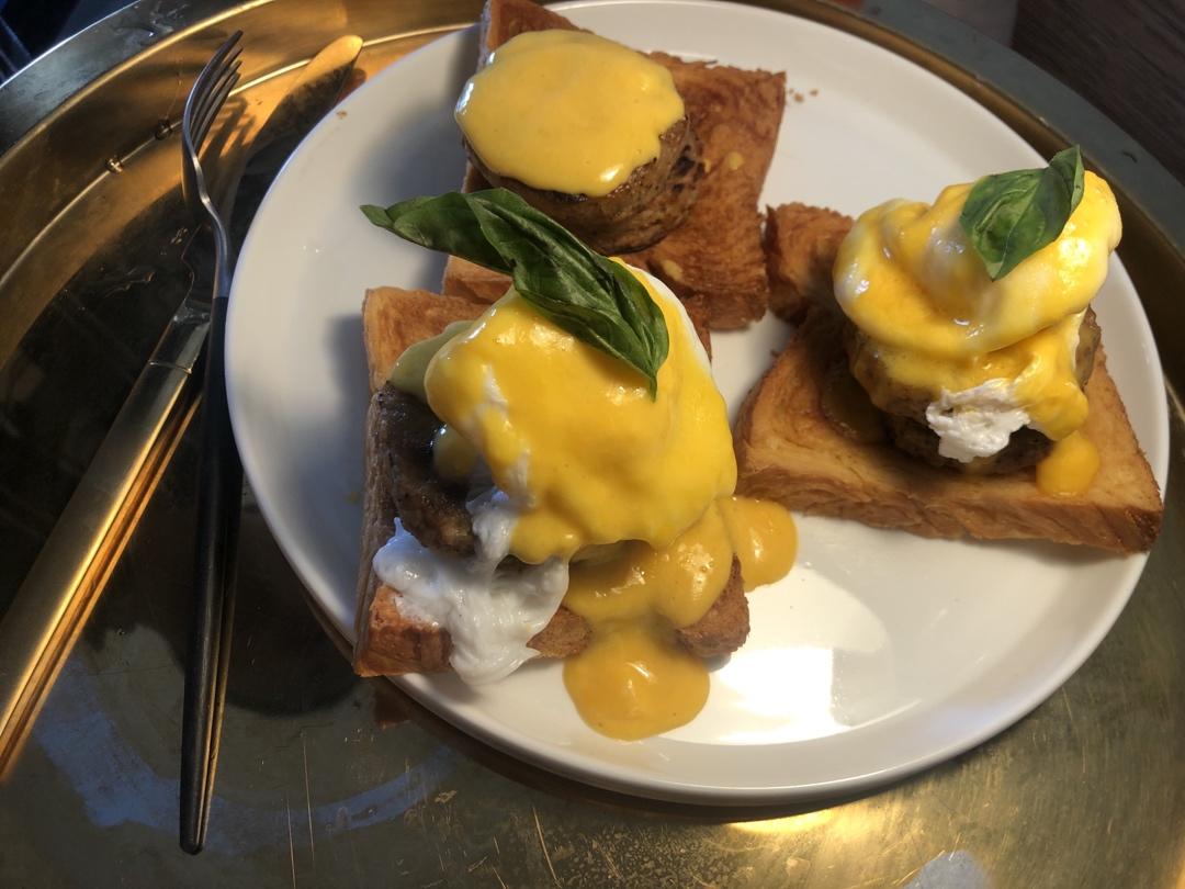 百分百成功的班尼迪克蛋 Benedict（水波蛋+荷兰酱）