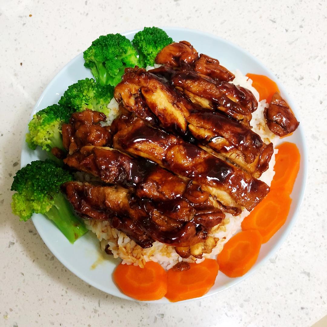 刁佳晓慧做的日式照烧鸡排饭