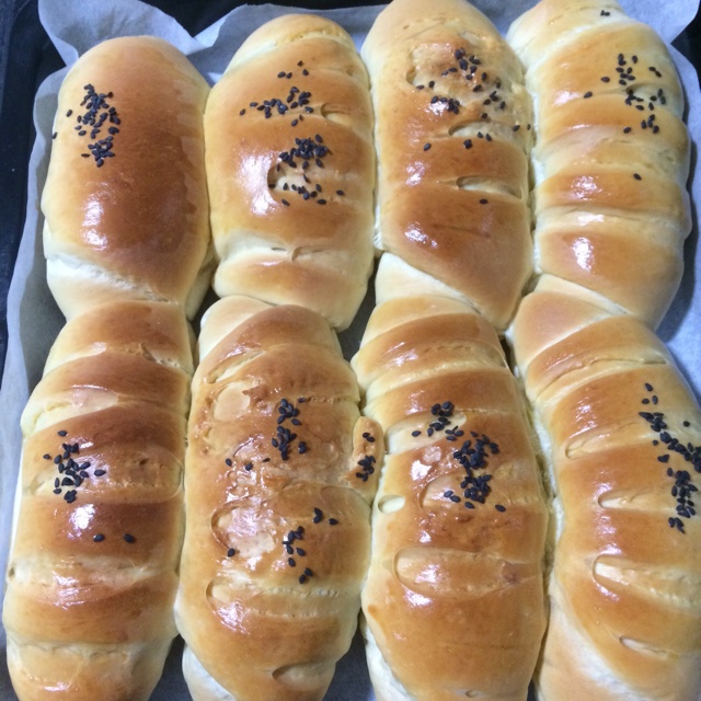 毛毛虫肉松面包