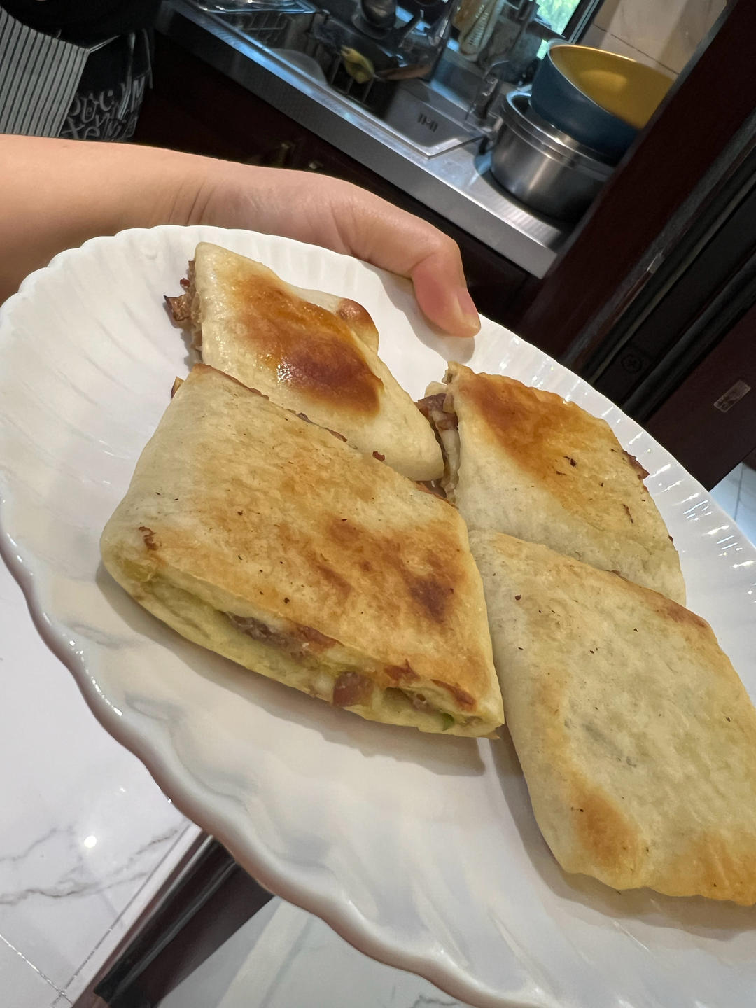 鸡蛋火腿葱什锦发面切饼