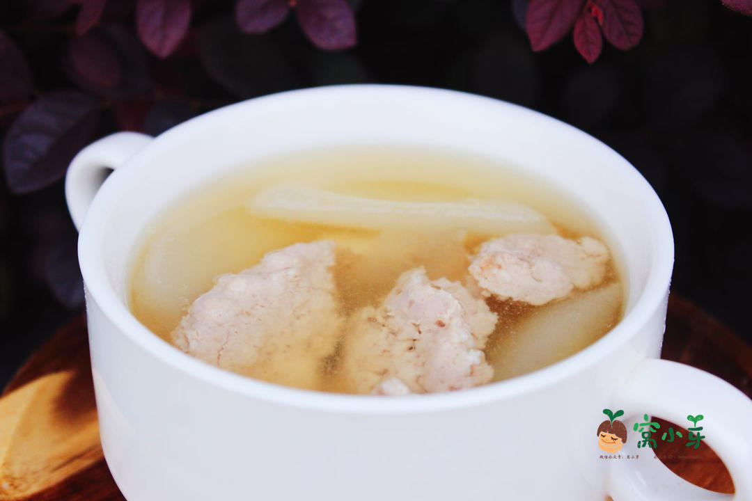 宝宝辅食：雪梨肉饼汤的做法