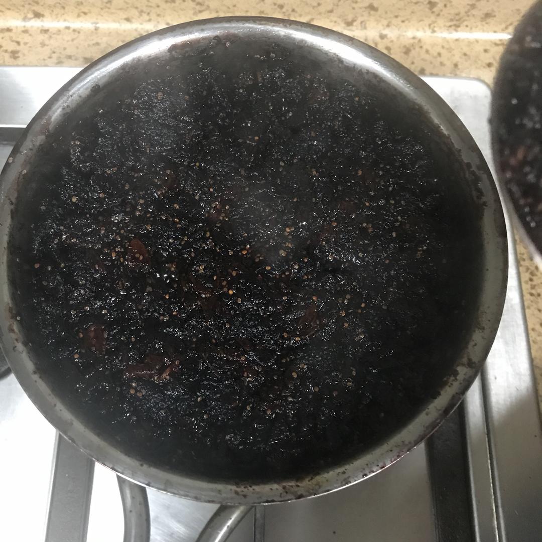 滋补肝肾去黑眼圈的桑葚枸杞膏