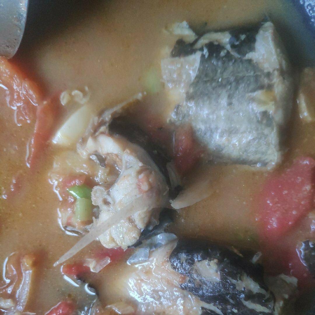 家常鲶鱼焖豆腐