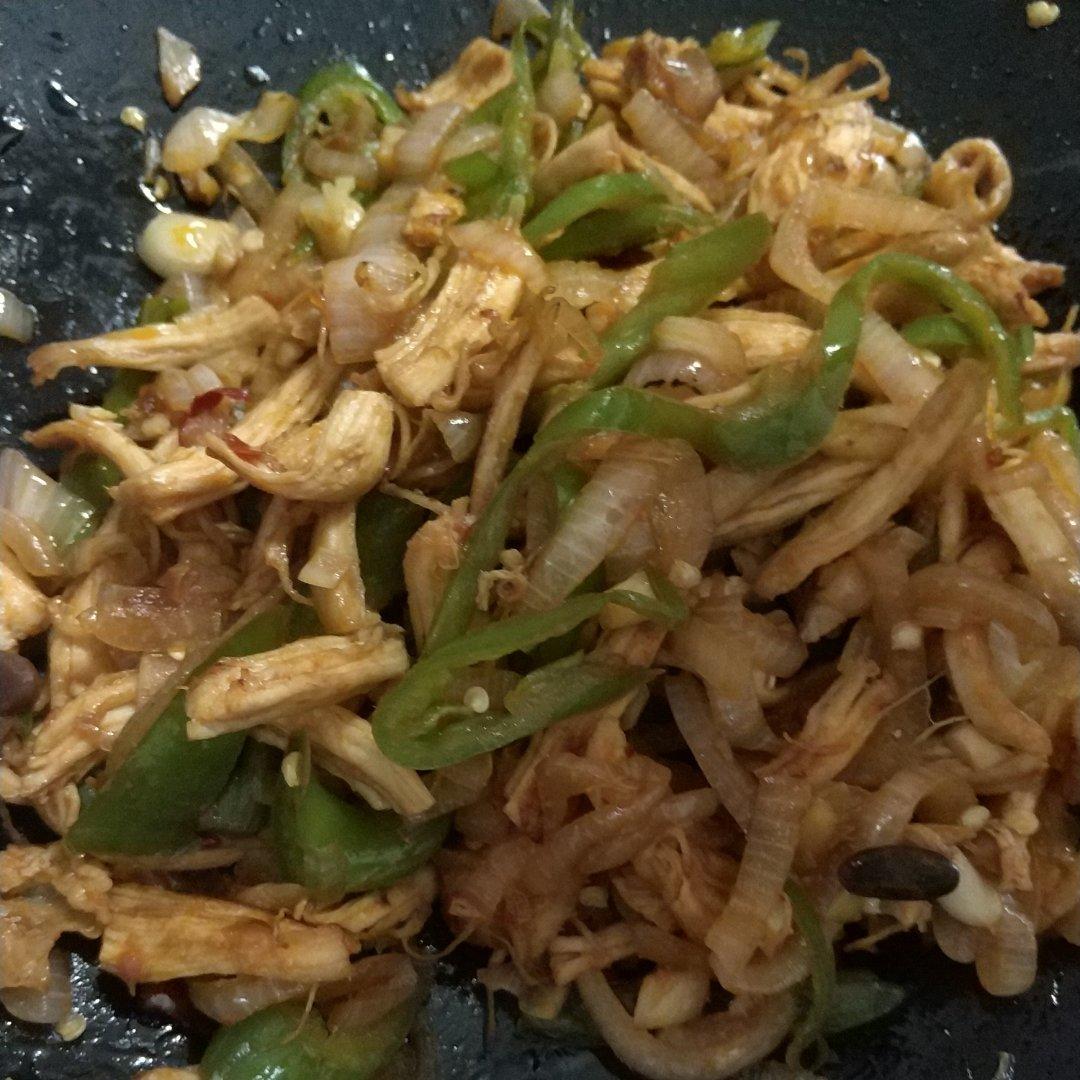 青椒洋葱炒鸡胸肉