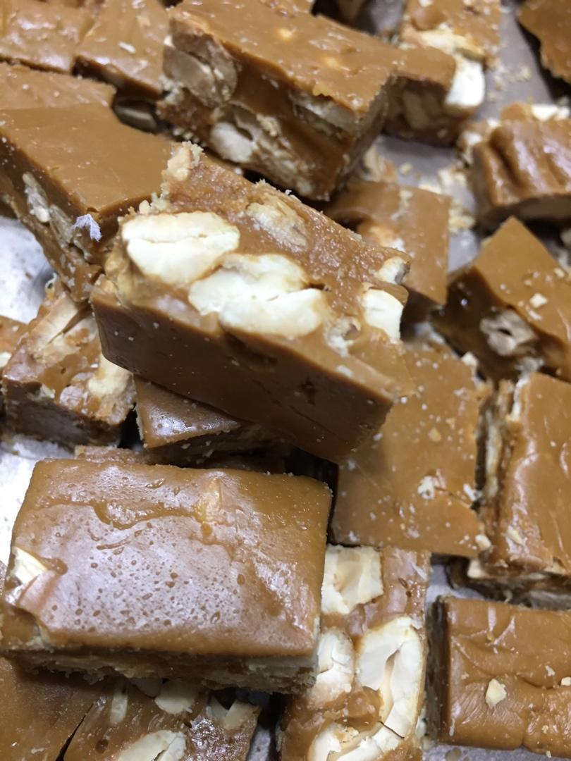 消耗奶油大户—-少糖版坚果咸焦糖太妃糖（含操作小视频）