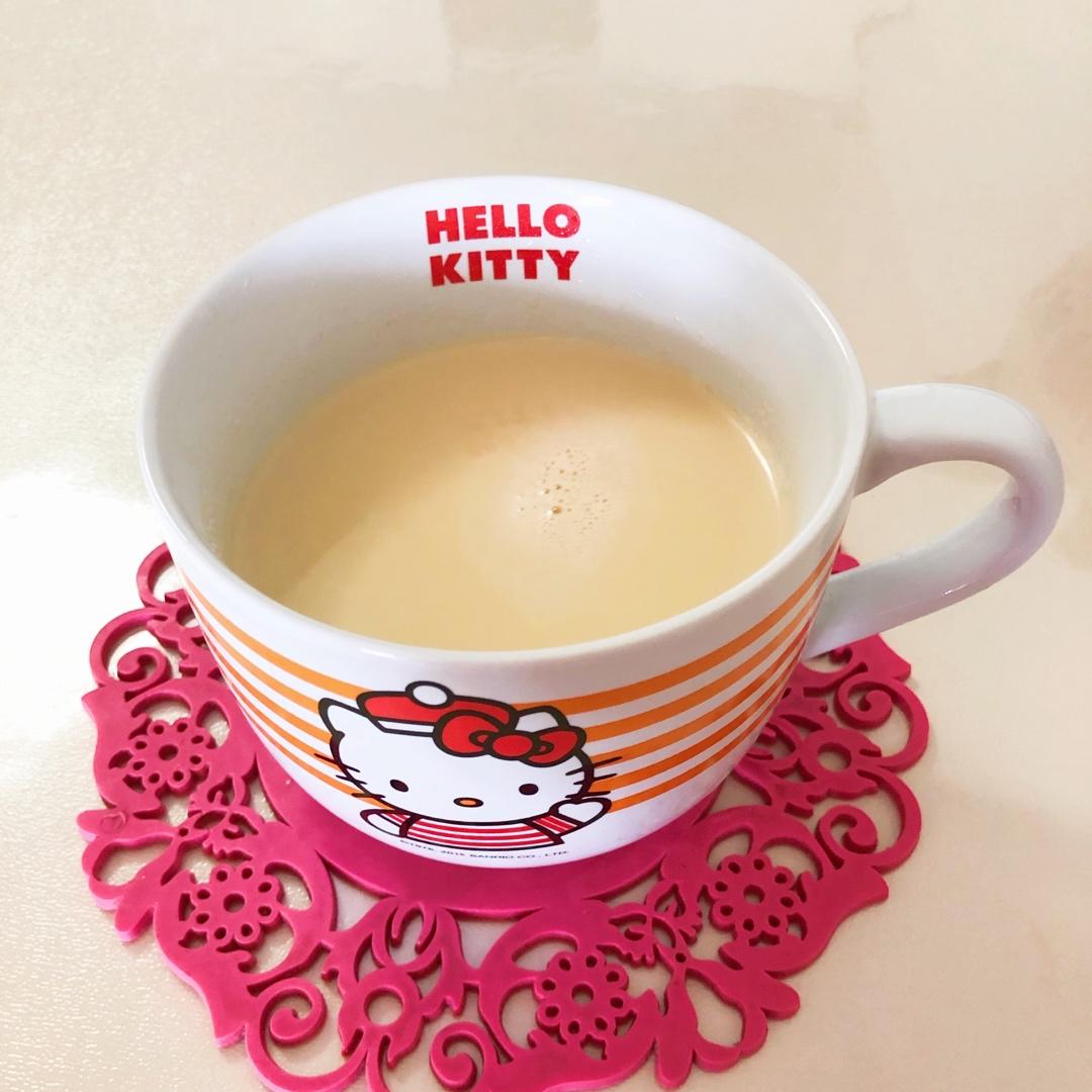 自制醇香奶茶（快手低热量）