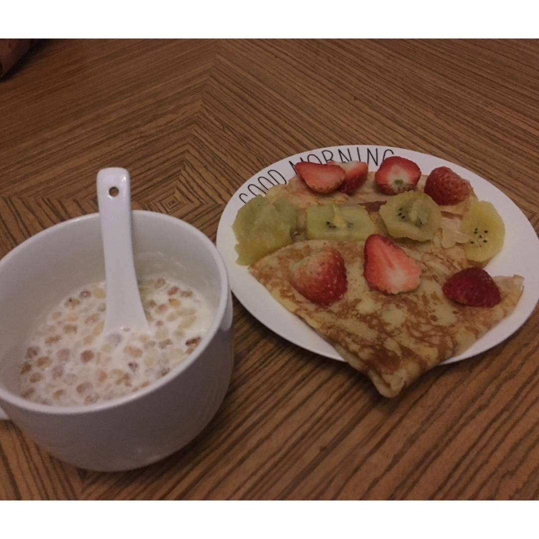 早餐水果可丽饼