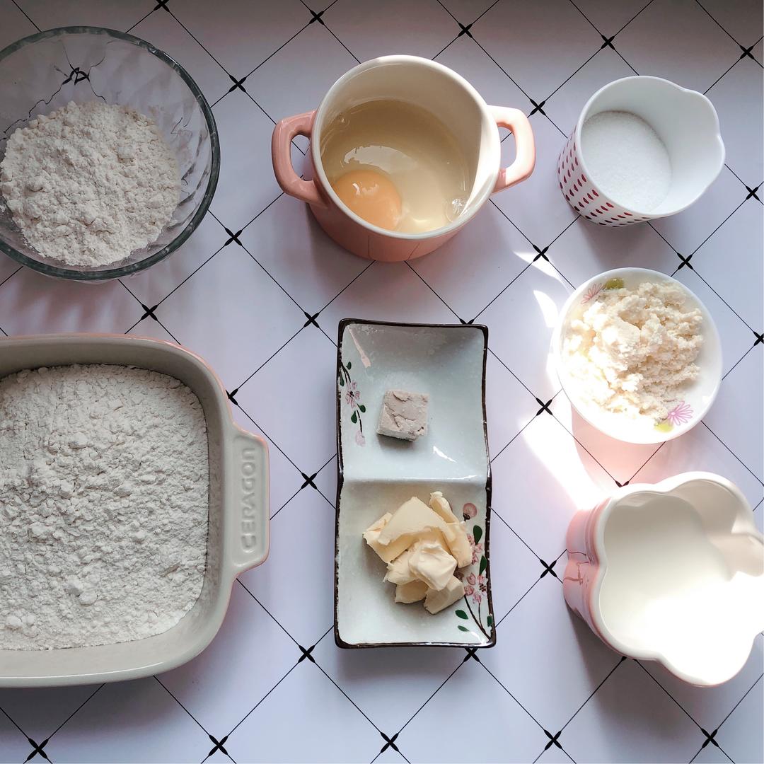 纯奶手撕吐司的做法 步骤1