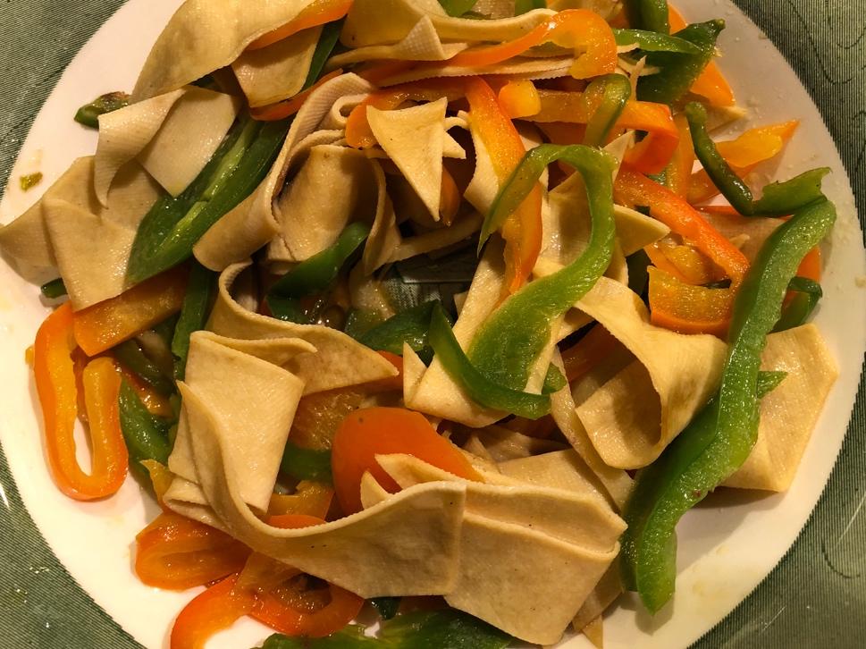 尖椒炒干豆腐