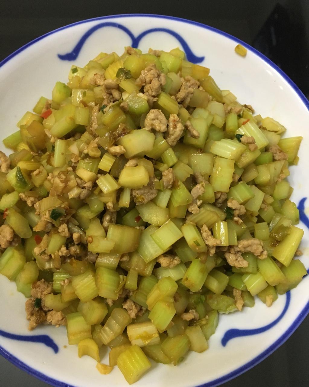 肉末西芹（超下饭）