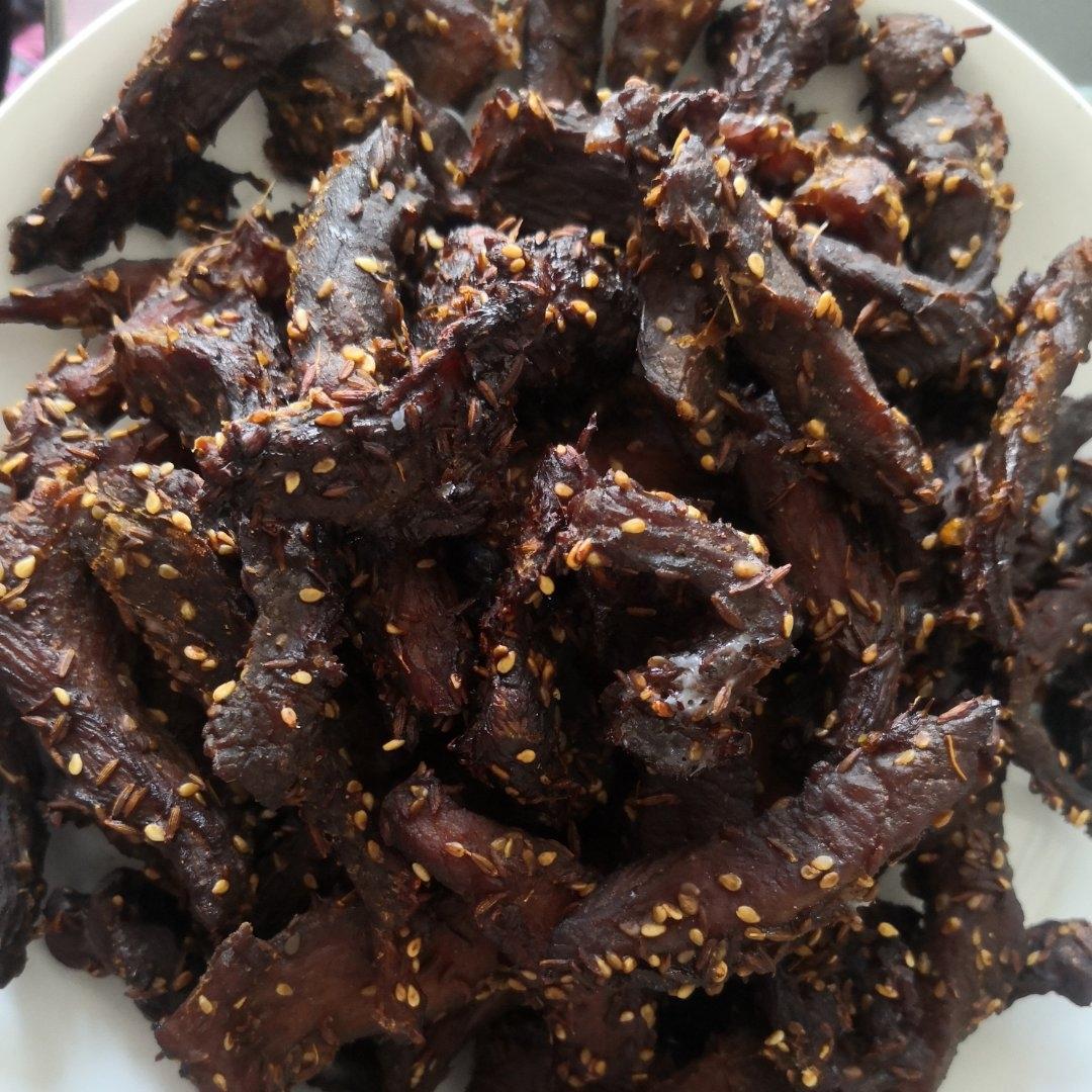 香辣手撕牛肉干（猪肉干）