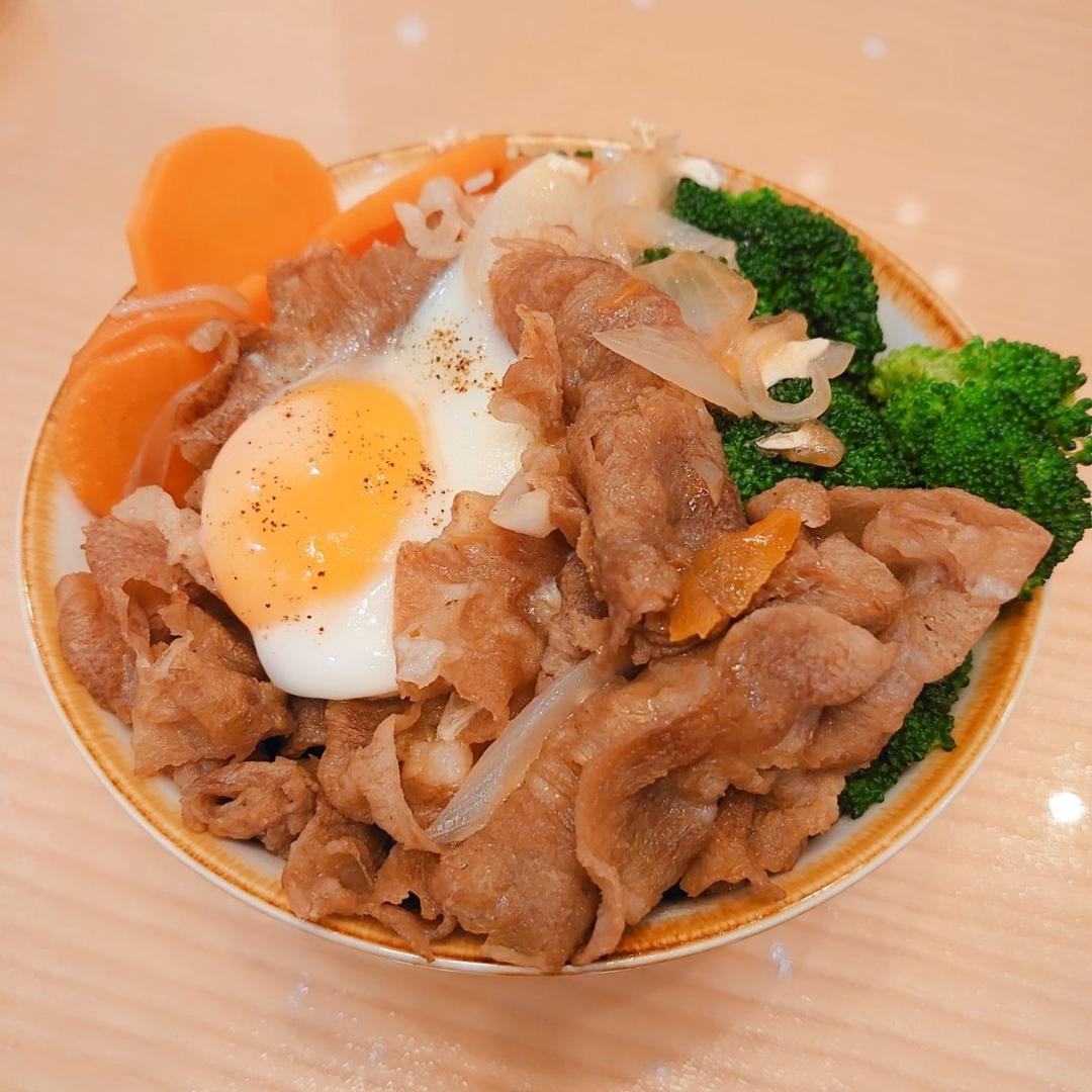 甩吉野家几条街的日式牛肉饭