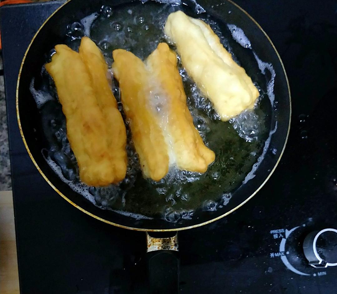 自制蓬松酥脆大油条