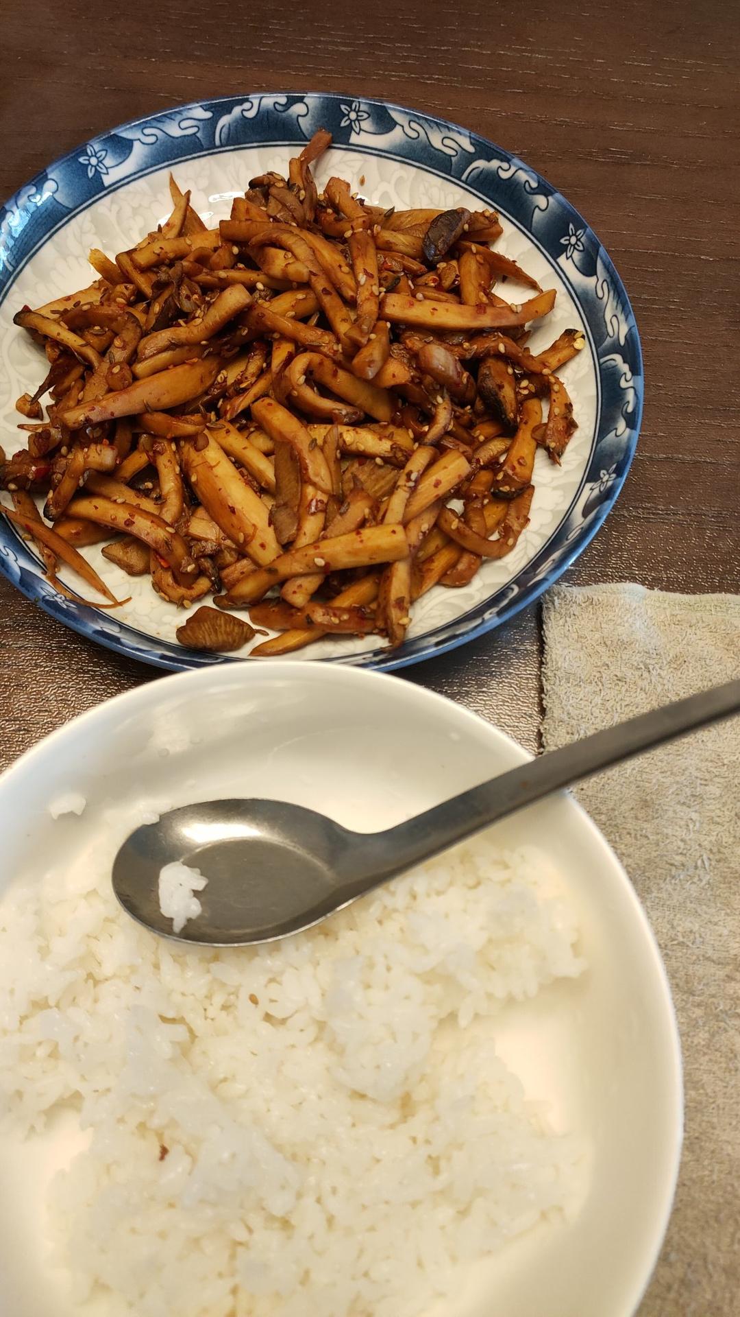 会上瘾的手撕杏鲍菇