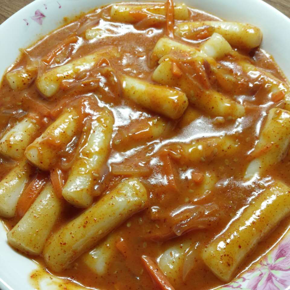 眼影做的番茄酱年糕.